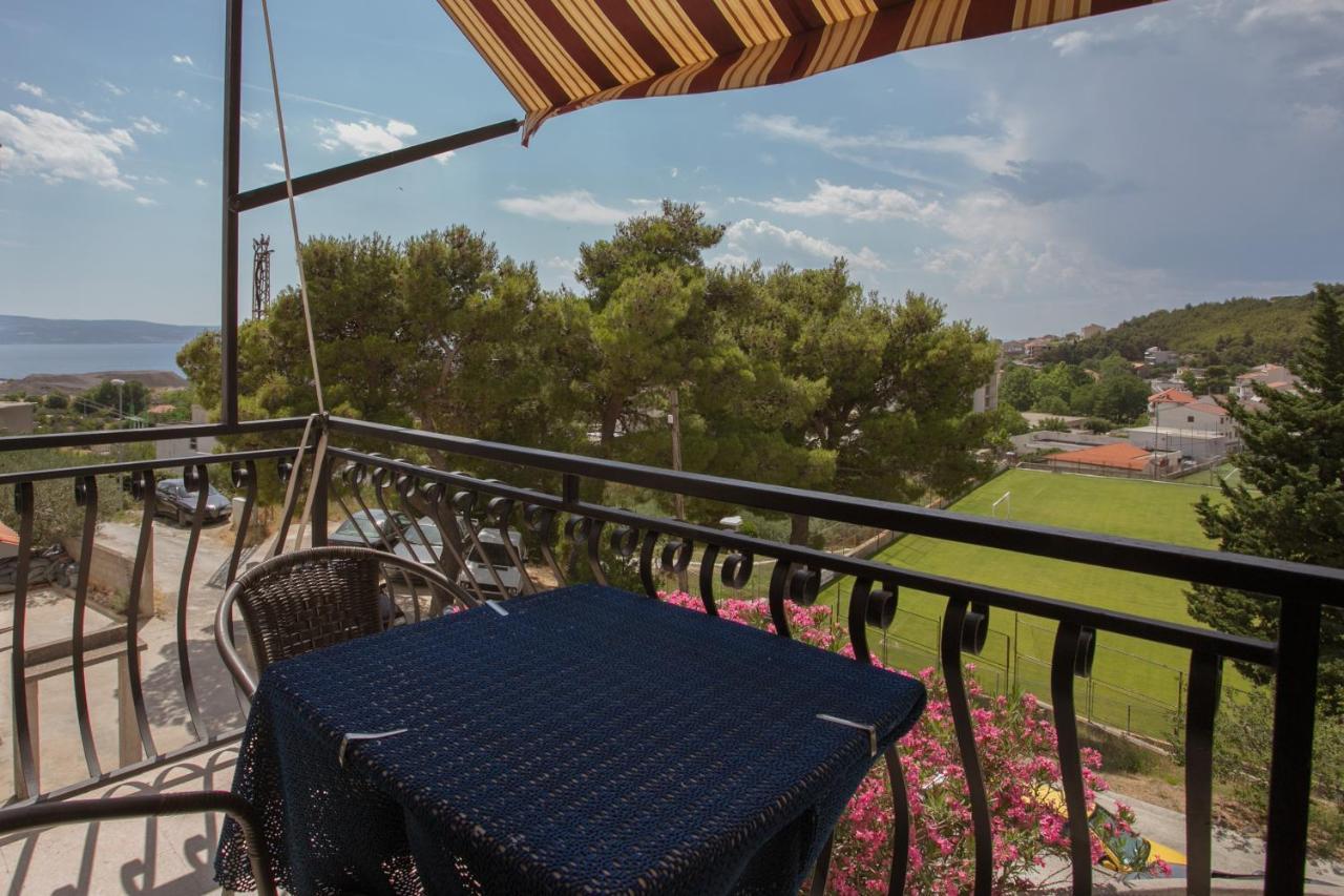 Comfort Sea View Apartment Dugi Rat Buitenkant foto