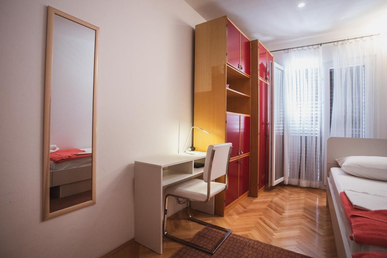 Comfort Sea View Apartment Dugi Rat Buitenkant foto